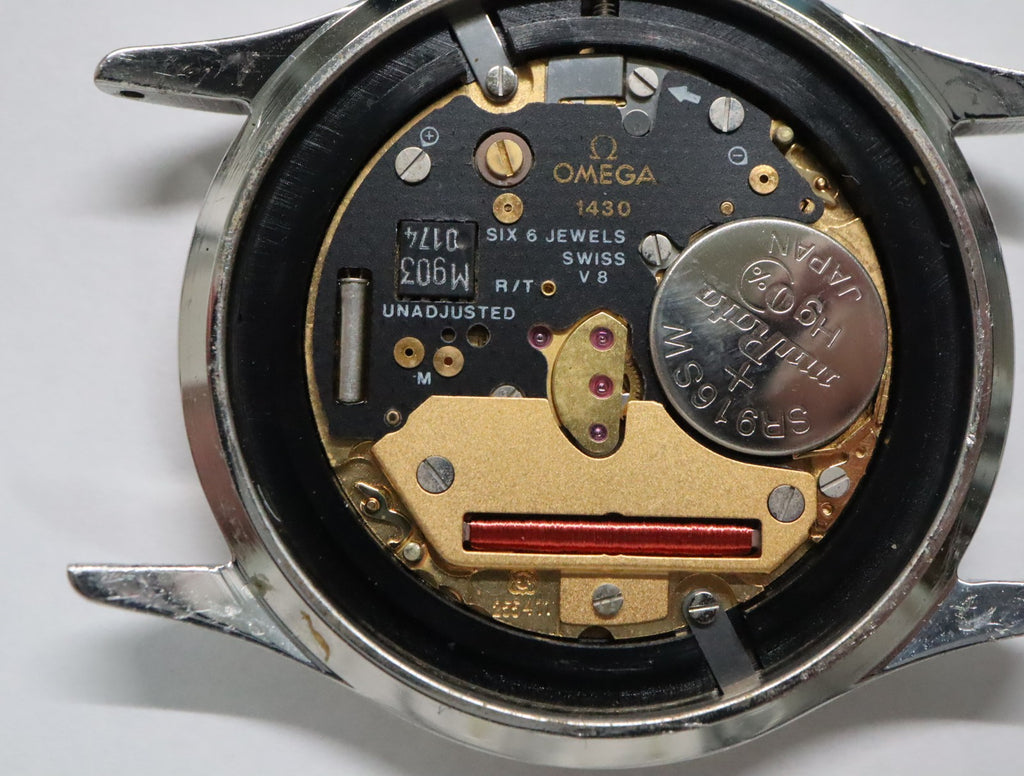 1987 Near MINT OMEGA Seamaster 33mm 196.0251 Quartz Gold Roman Men's Vintage