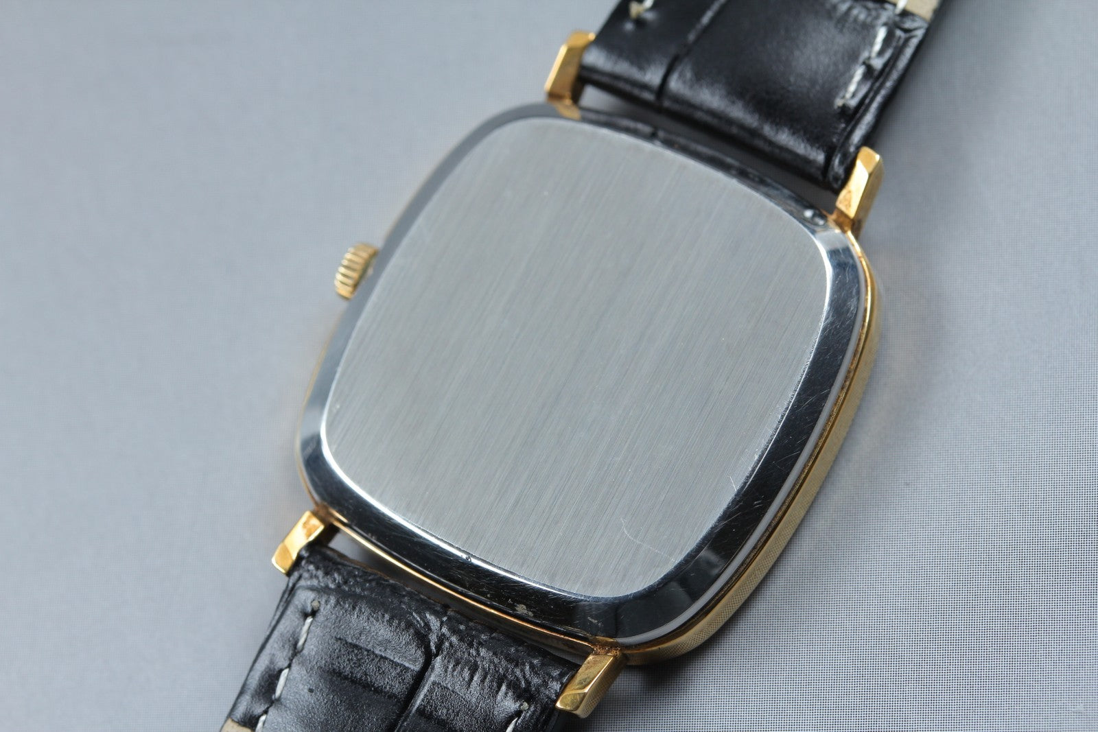 1973 Near MINT Omega De Ville 31mm 151.0045 Automatic Cal.711 Gold Men's Vintage