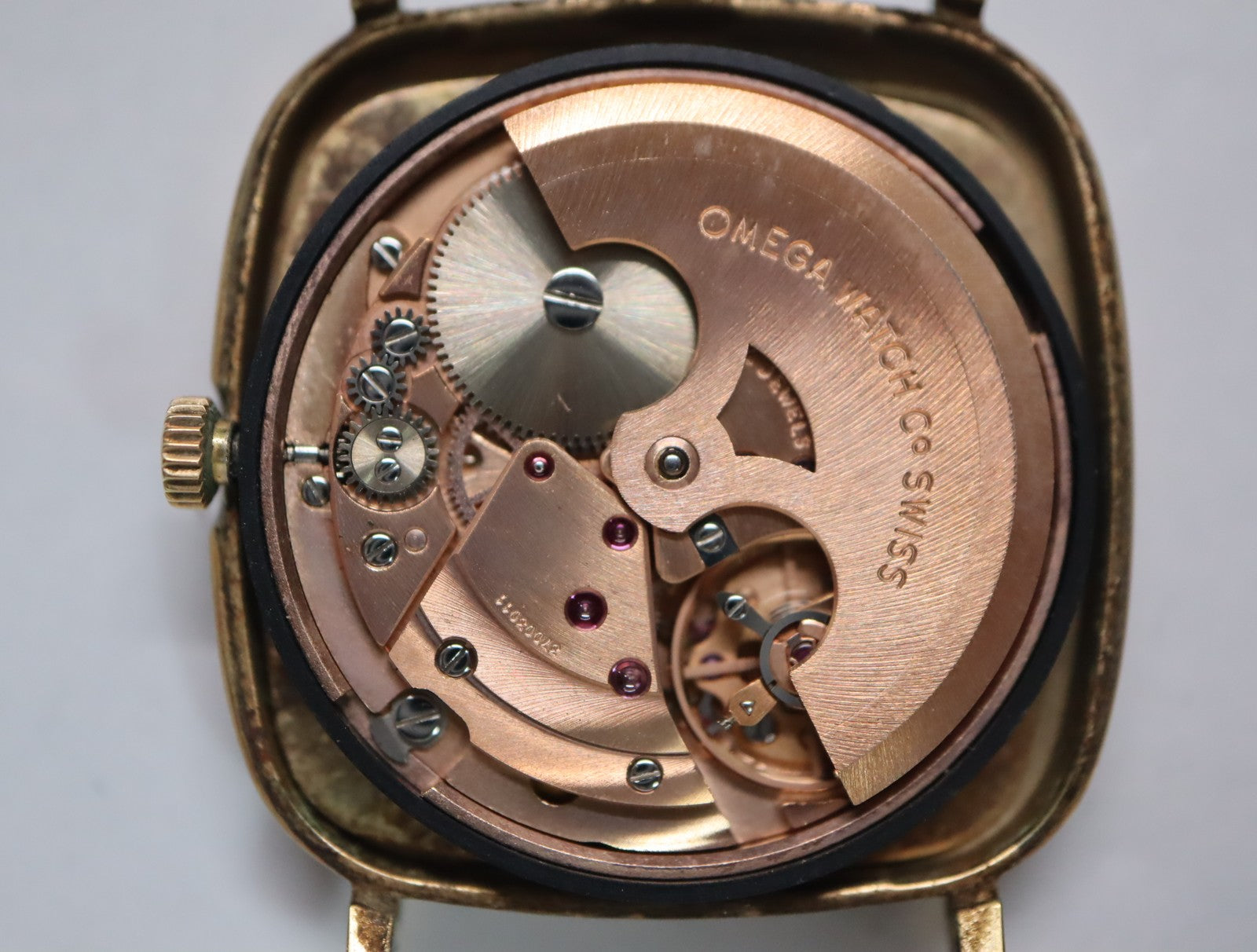 1973 Near MINT Omega De Ville 31mm 151.0045 Automatic Cal.711 Gold Men's Vintage