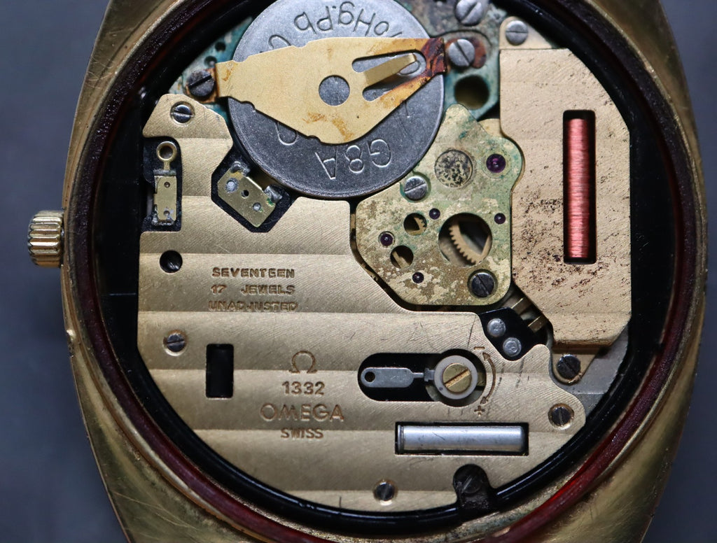 Near MINT OMEGA De Ville 34mm 196.0144 Quartz Cal.1332 Gold Dial Men's Vintage