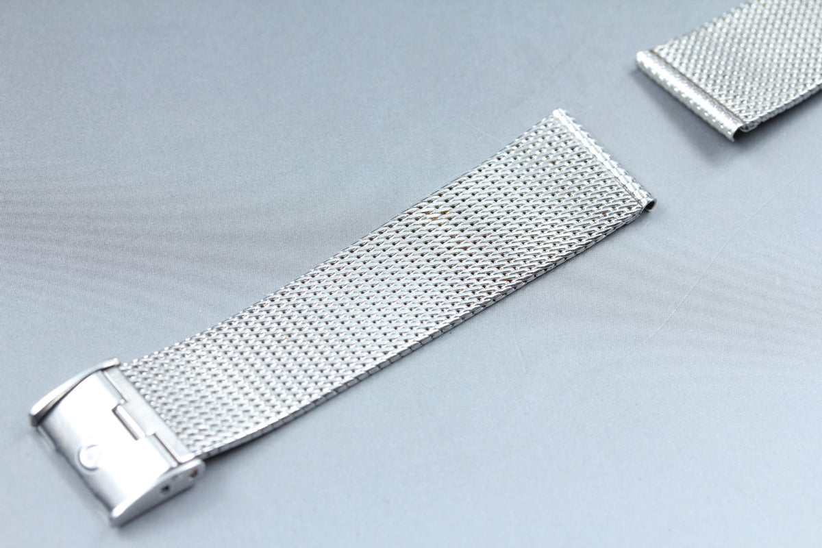 Near MINT OMEGA Milanese/Mesh Band 2038 18mm Stainless Steel Silver Men Vintage