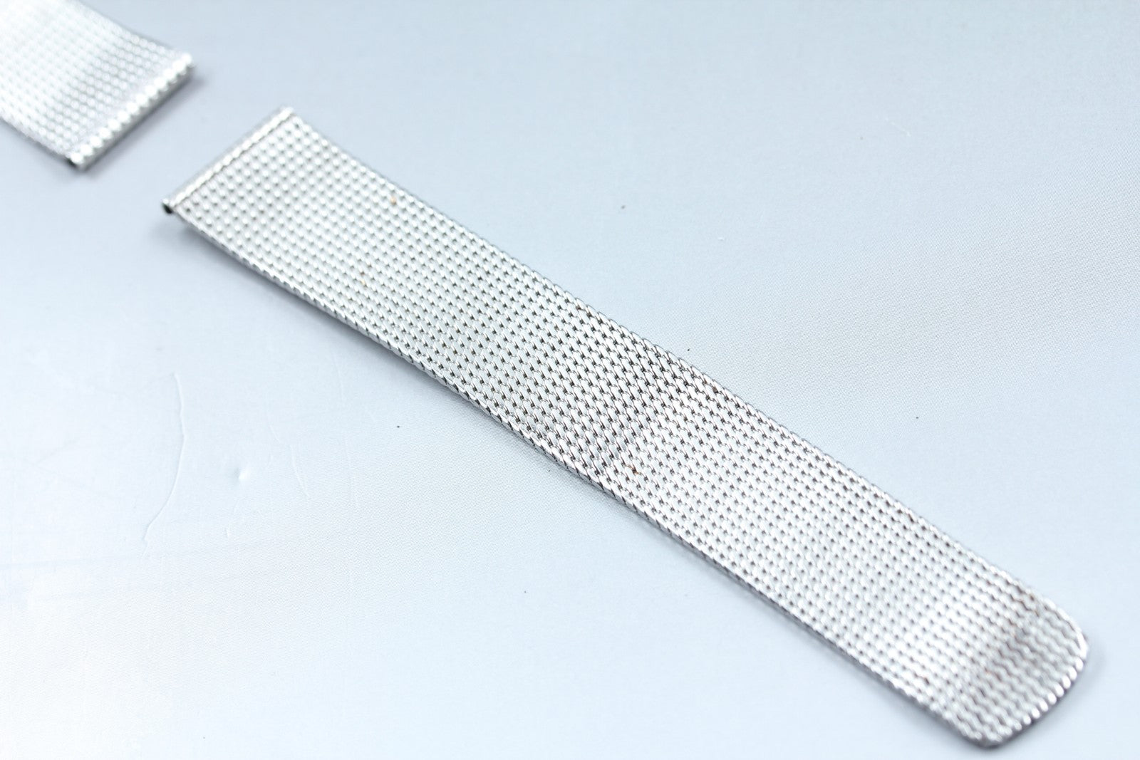 Near MINT OMEGA Milanese/Mesh Band 2038 18mm Stainless Steel Silver Men Vintage