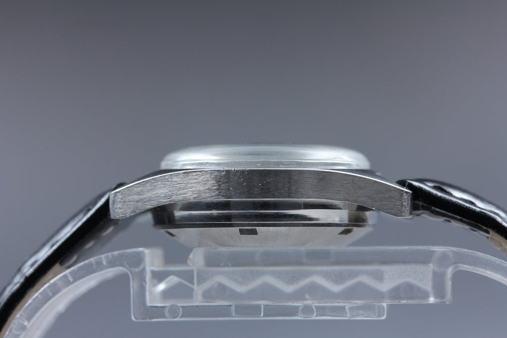 1972 Near MINT OMEGA Geneve 24mm 566.036 Automatic Silver Dial Women's Vintage