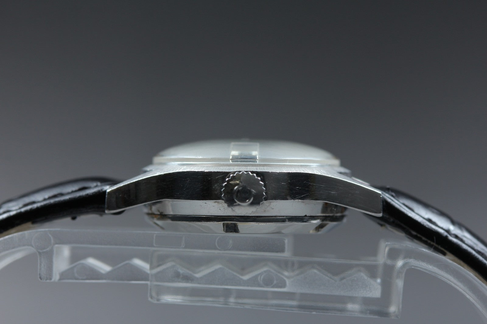 1969 Near MINT OMEGA Geneve 22mm 566.021 Automatic Silver Dial Women's Vintage