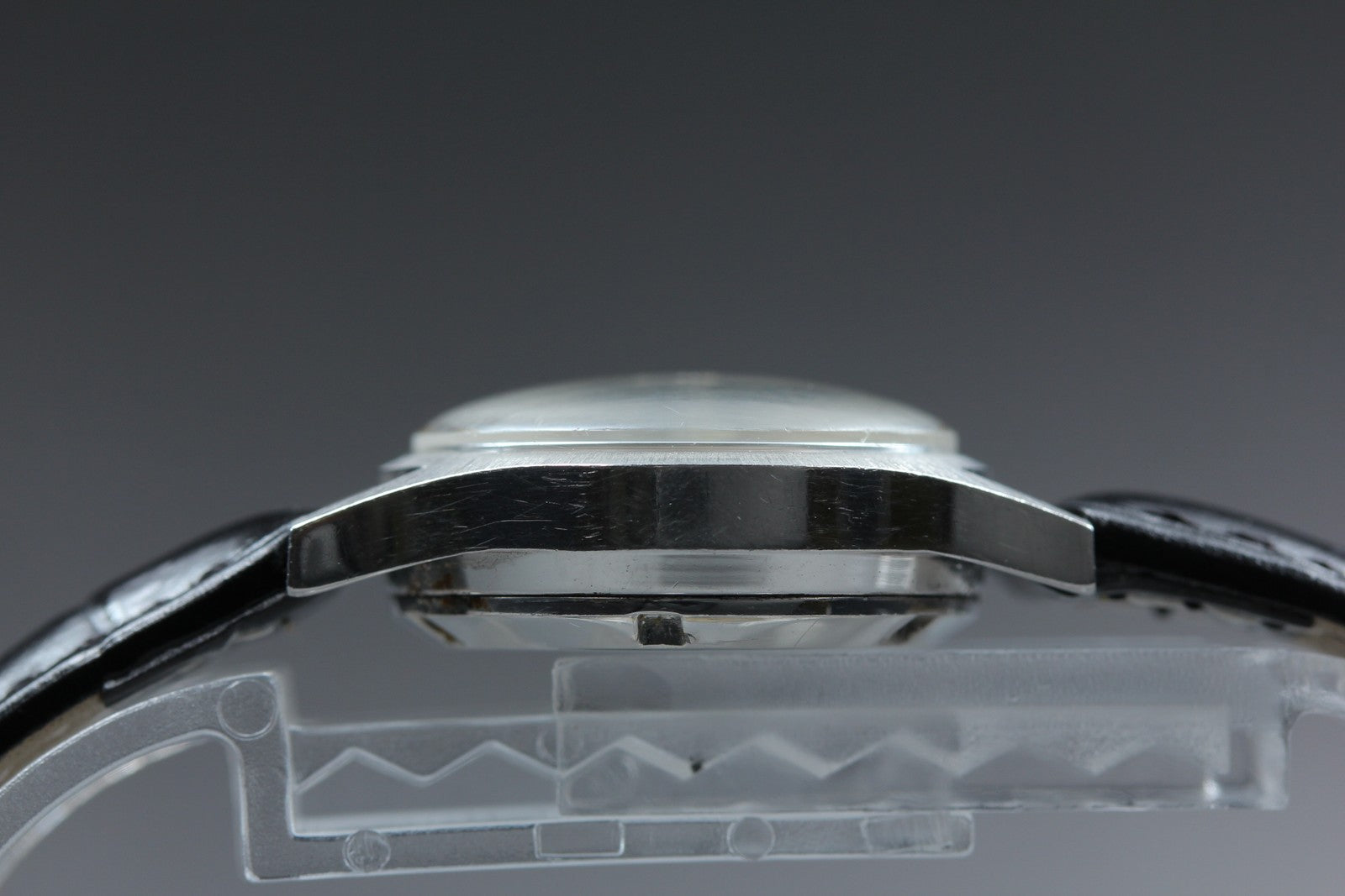 1969 Near MINT OMEGA Geneve 22mm 566.021 Automatic Silver Dial Women's Vintage