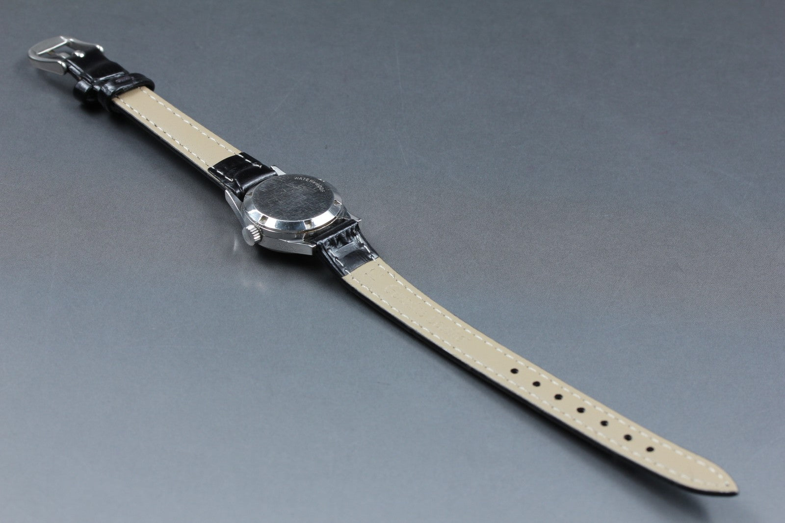 1969 Near MINT OMEGA Geneve 22mm 566.021 Automatic Silver Dial Women's Vintage
