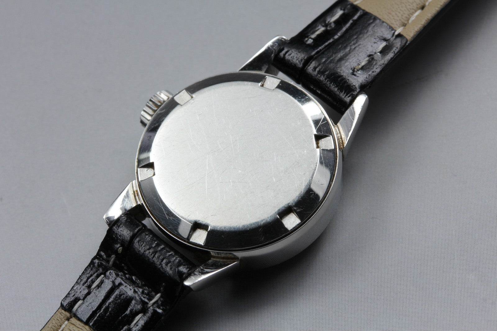 1961 Near MINT OMEGA Seamaster 21mm 10997 Manual Silver Dial Women's Vintage