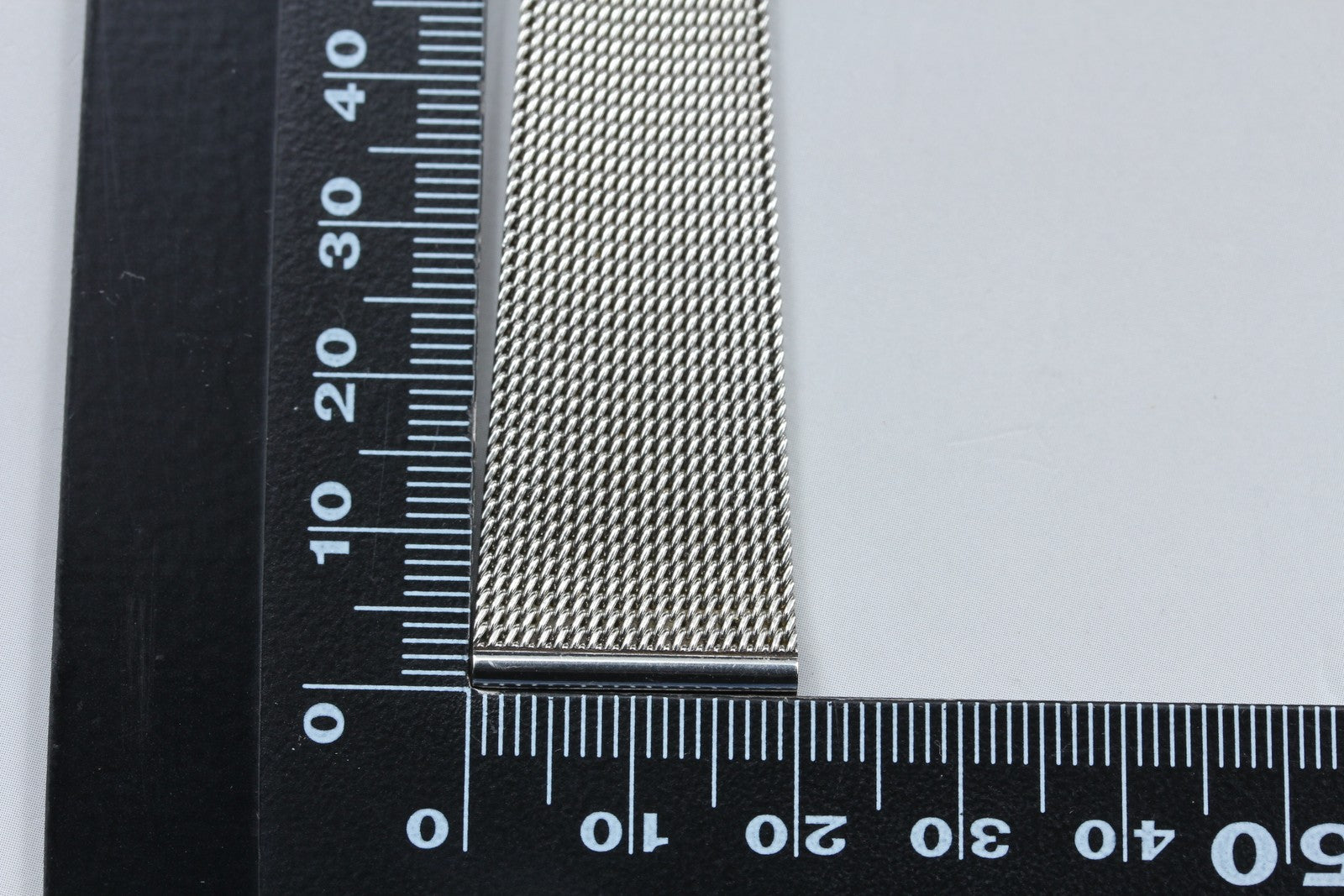 Near MINT OMEGA Milanese/Mesh Band 2062 20mm Stainless Bracelet Men's Vintage