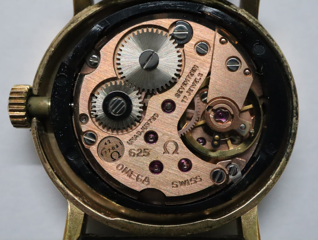 1979 Near MINT OMEGA De Ville 24mm 511.0508 Manual Gold Dial Women's Vintage