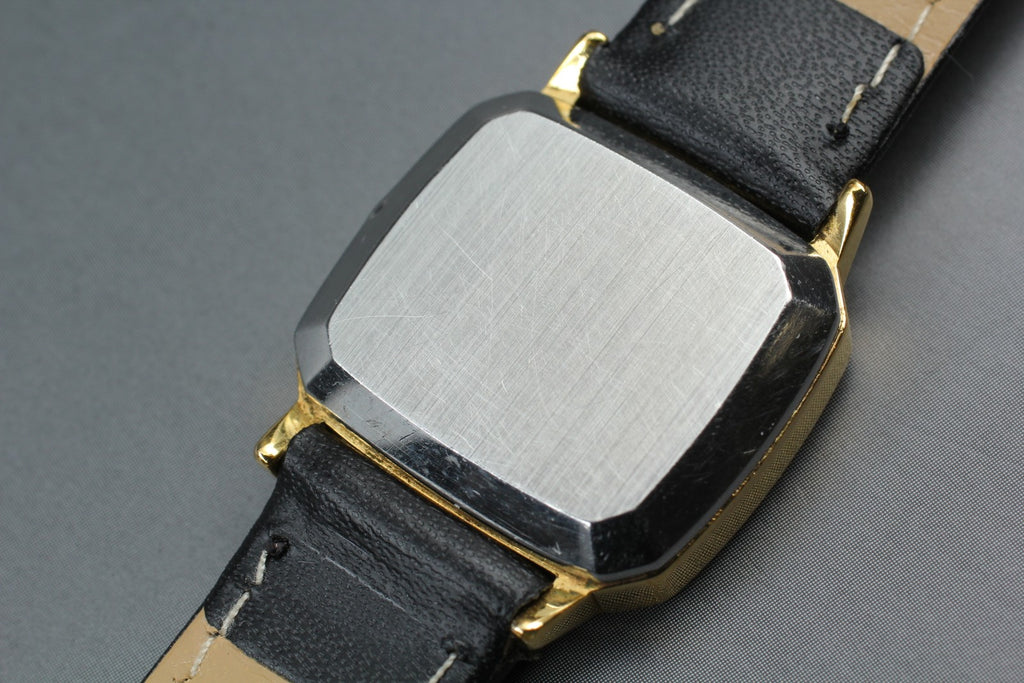 1978 New MINT OMEGA De Ville 23mm 591.0049 Quartz Cal.1350 Gold Women's Vintage