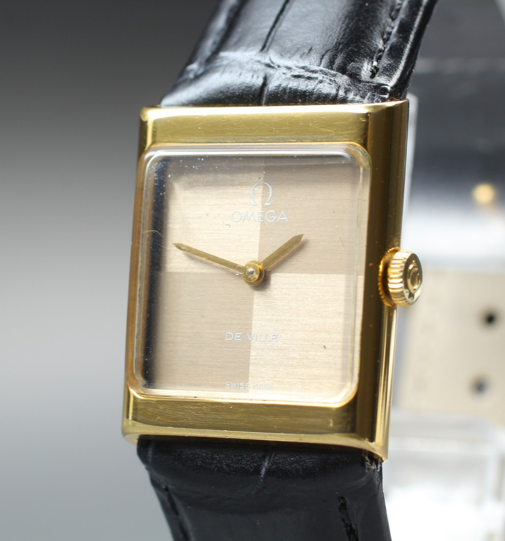 1972 Near MINT OMEGA De Ville 23mm 511.0427 Manual Gold Dial Tank Women Vintage