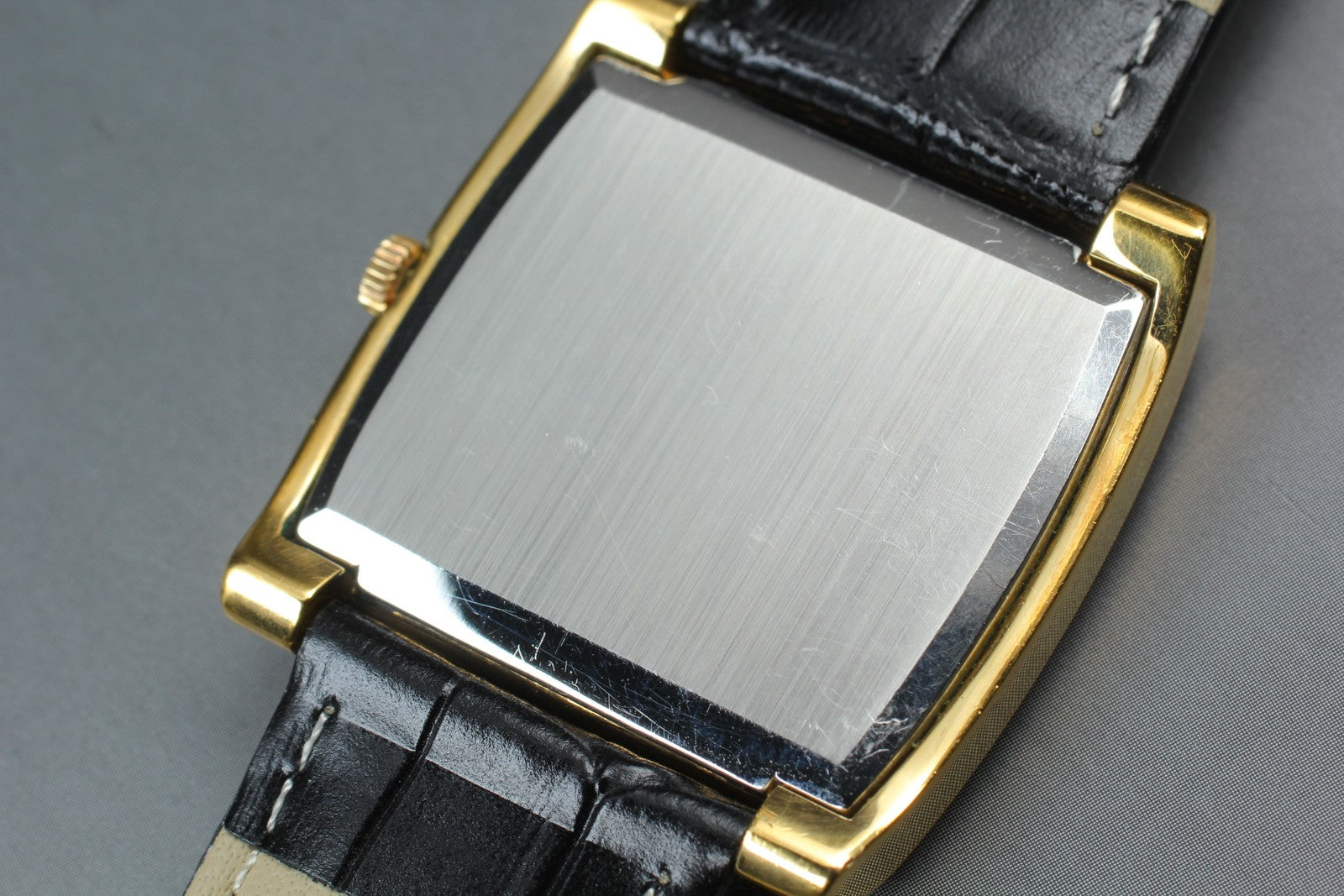 1972 Near MINT OMEGA Geneve 34mm 111.0109 Manual Wind Silver Dial Men's Vintage