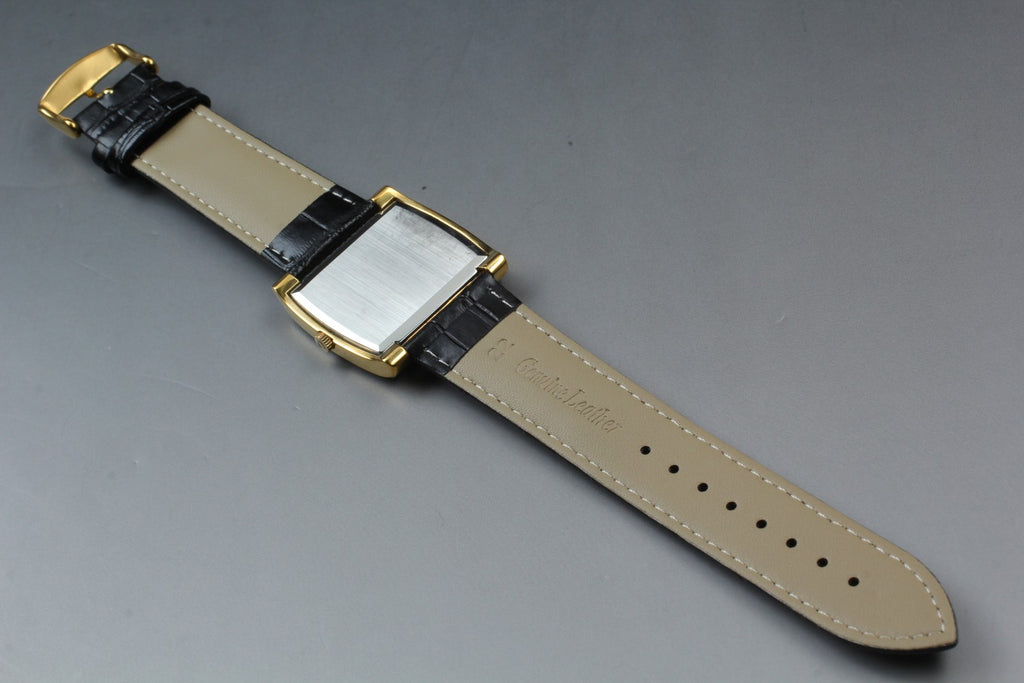 1972 Near MINT OMEGA Geneve 34mm 111.0109 Manual Wind Silver Dial Men's Vintage