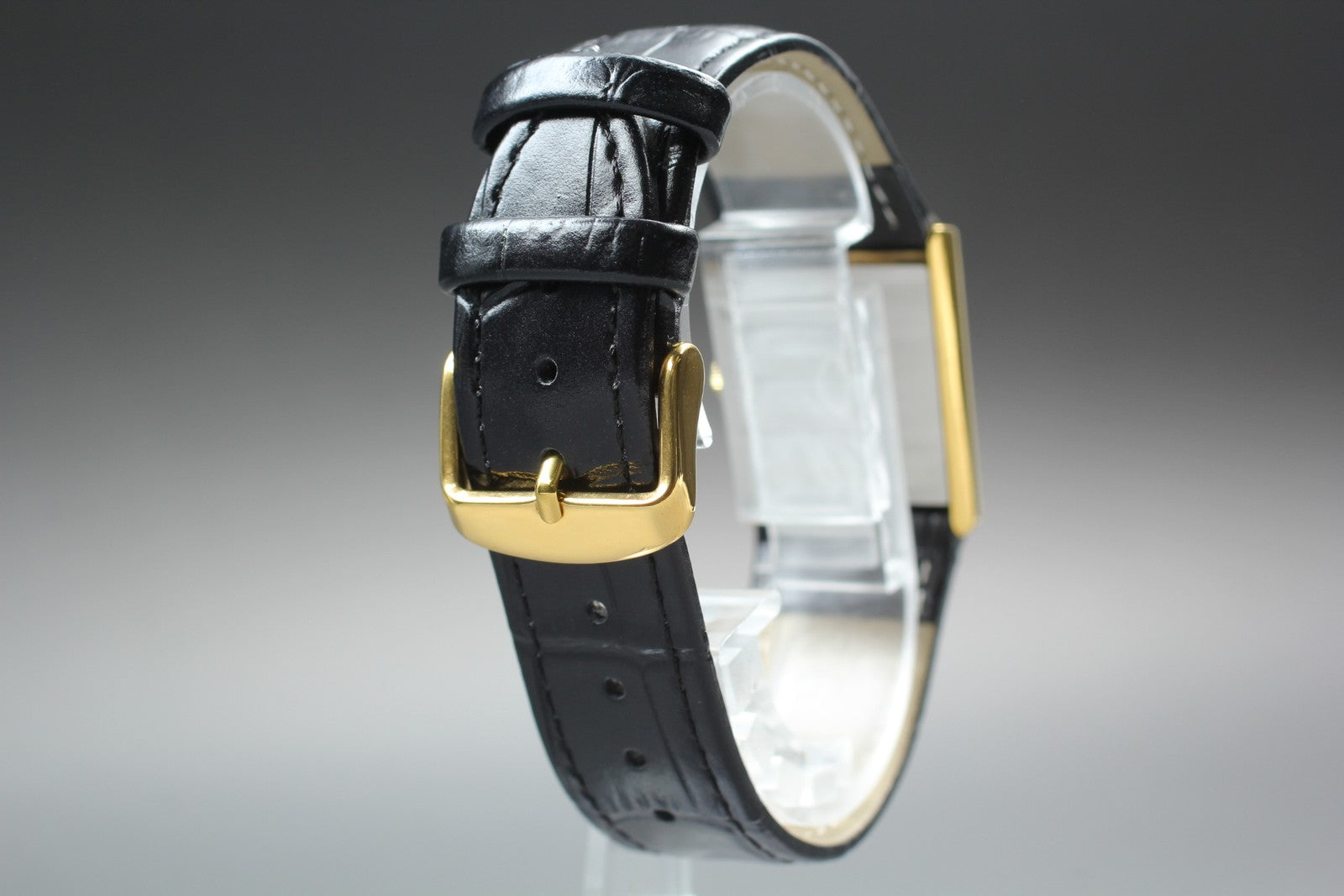 1972 Near MINT OMEGA De Ville 23mm 511.0427 Manual Gold Dial Tank Women Vintage