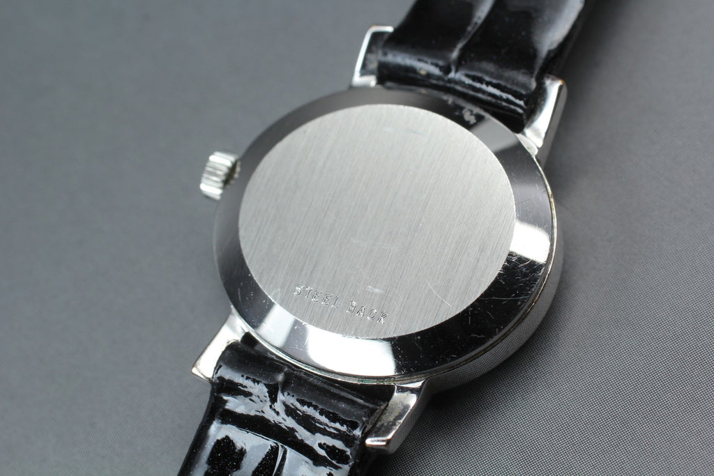 1973 Near MINT OMEGA Geneve 23mm 511.0412 Manual Silver Dial Women's Vintage