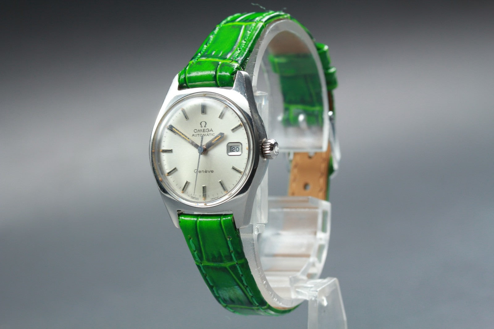 1973 Near MINT / Box OMEGA Geneve 24mm 566.036 Automatic Silver Women's Vintage