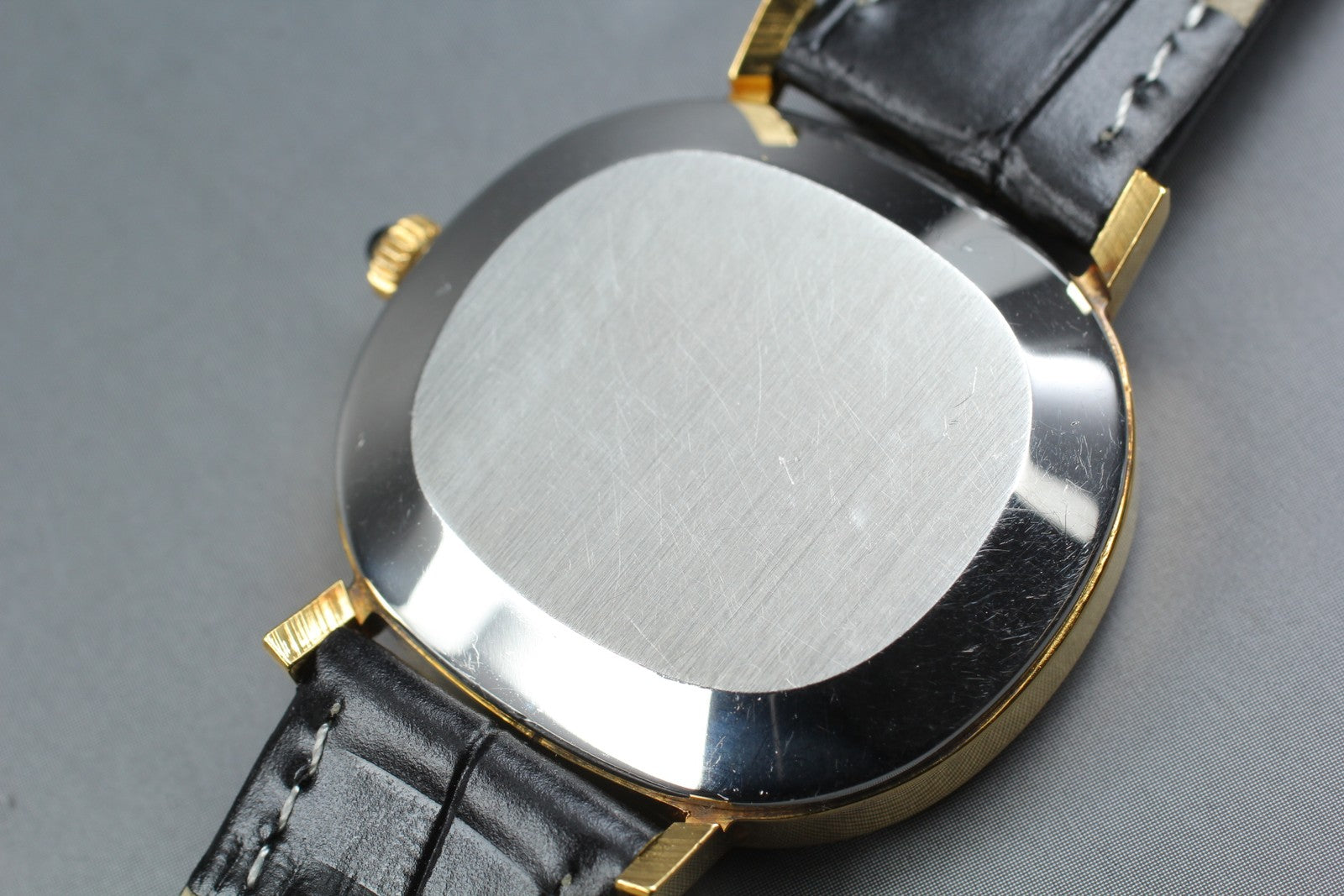 1973 Near MINT OMEGA De Ville 32mm 151.777 Automatic Gold Dial Men's Vintage