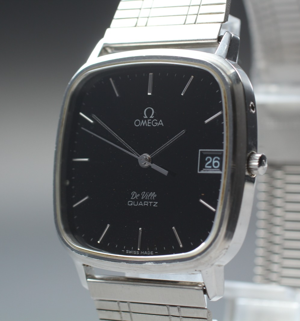 1979 Near MINT OMEGA De Ville 33mm 192.0042 Quartz Black Dial Men's Vintage