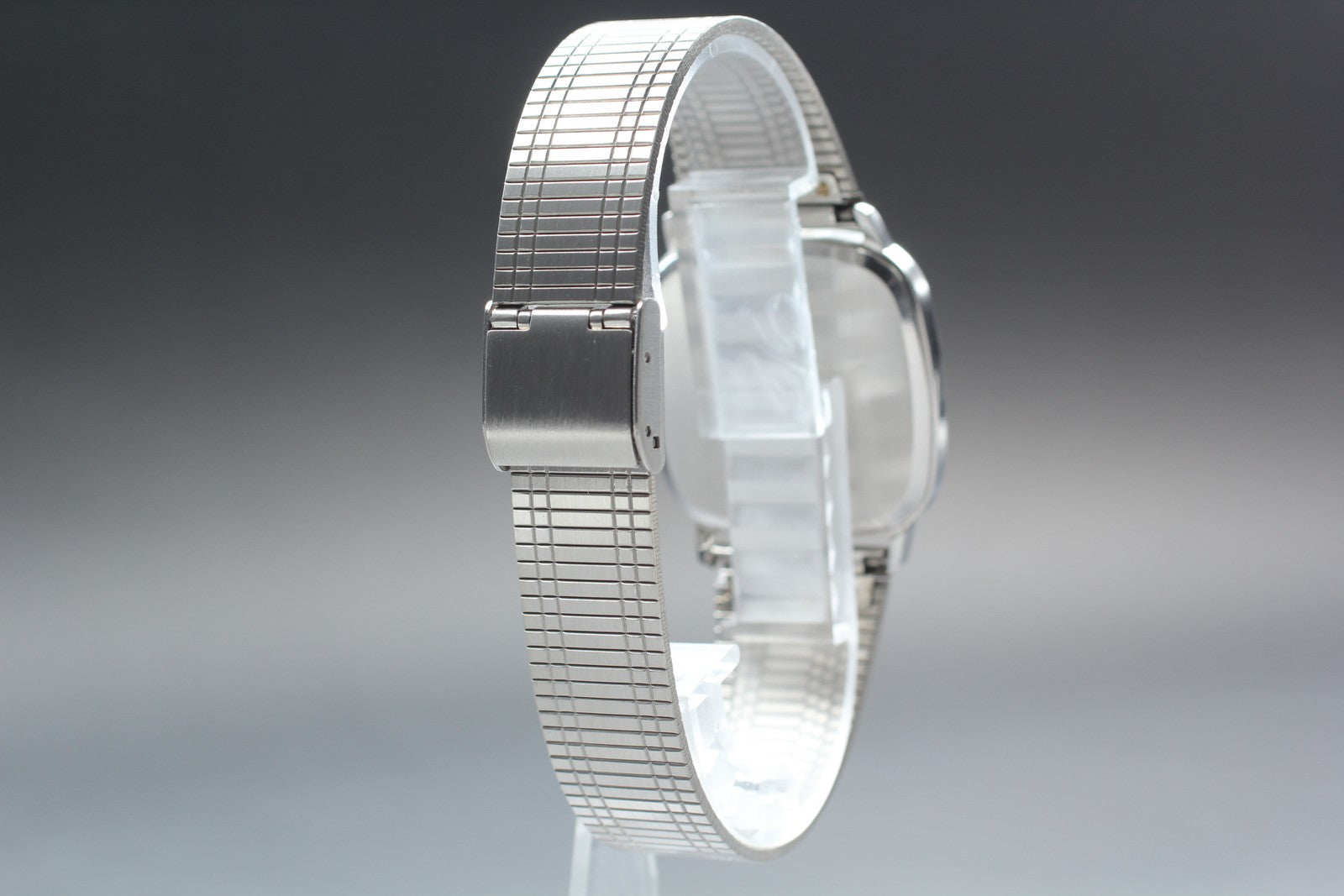 1979 Near MINT OMEGA De Ville 33mm 192.0042 Quartz Black Dial Men's Vintage