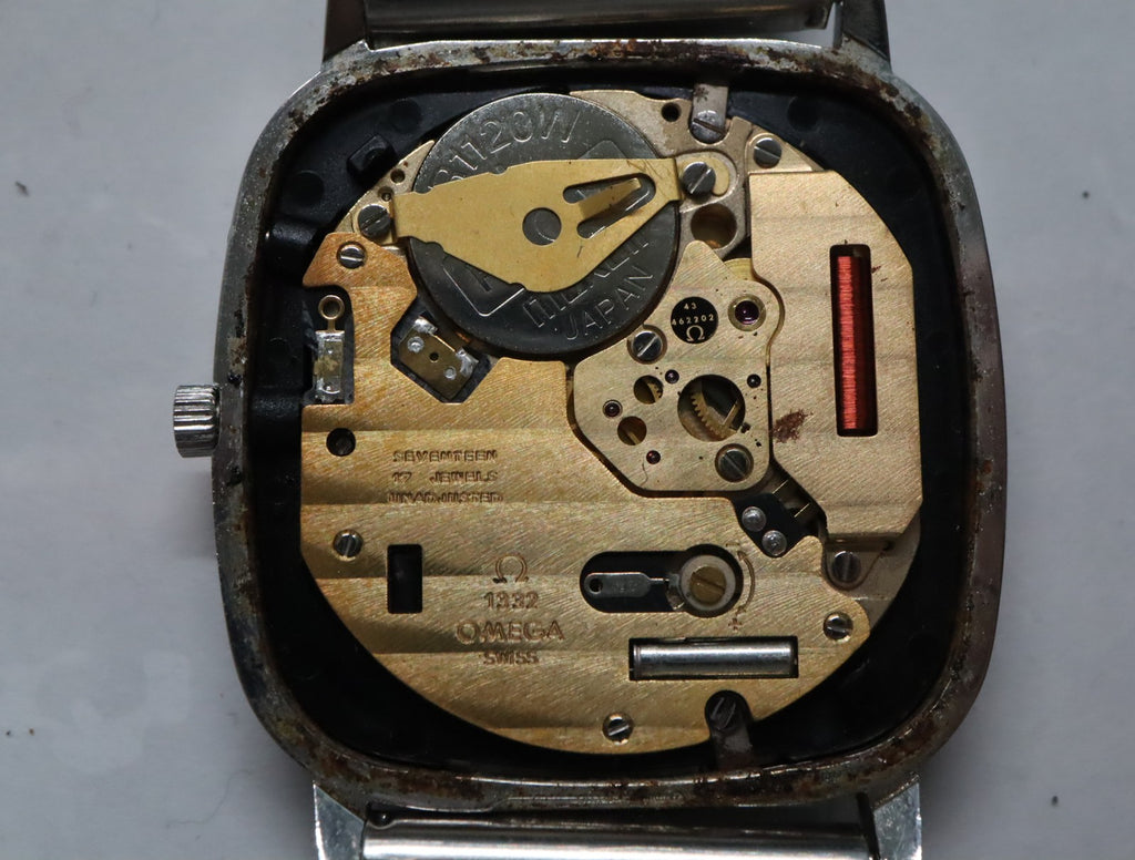1979 Near MINT OMEGA De Ville 33mm 192.0042 Quartz Black Dial Men's Vintage