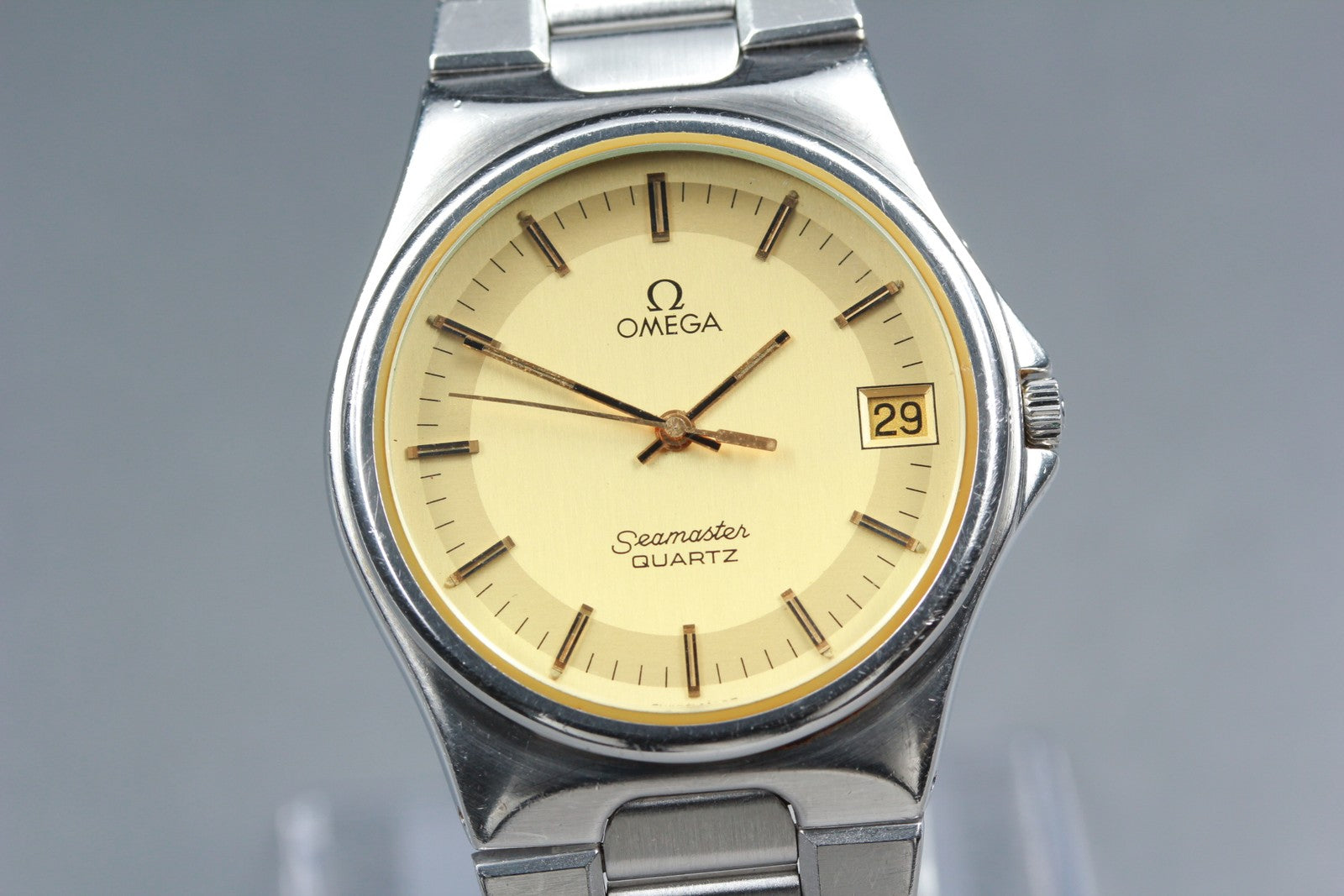 Near MINT OMEGA Seamaster 36mm 196.0222 Quartz Cal.1332 Gold Dial Men's Vintage