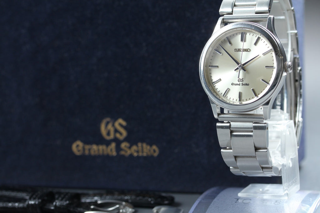 1999 Near MINT/Box SEIKO Grand Seiko 8J55-0A10 34mm Quartz Silver Men's Vintage