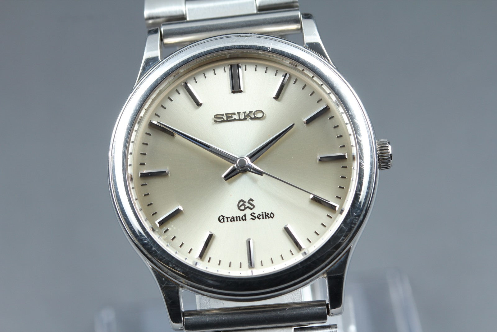 1999 Near MINT/Box SEIKO Grand Seiko 8J55-0A10 34mm Quartz Silver Men's Vintage