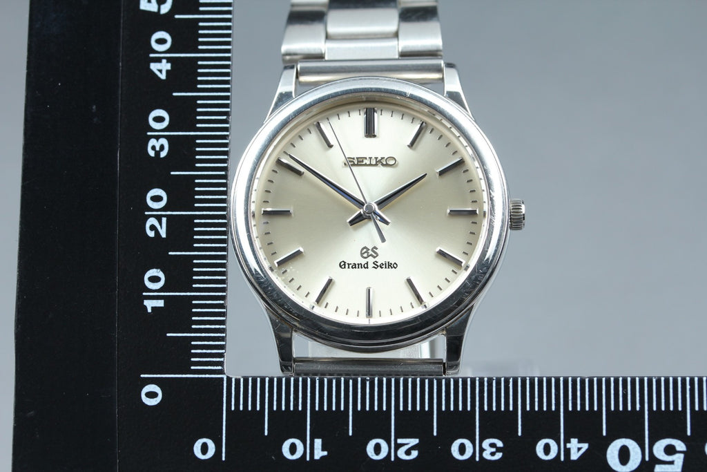 1999 Near MINT/Box SEIKO Grand Seiko 8J55-0A10 34mm Quartz Silver Men's Vintage