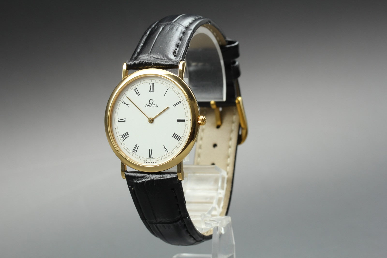 1991 Near MINT OMEGA 32mm De Ville 195.0075.2 Quartz White Roman Men's Vintage