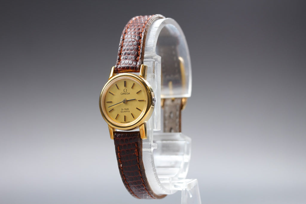 1980 Near MINT/Box OMEGA De Ville 20mm 591.0011 Quartz Gold Dial Women's Vintage