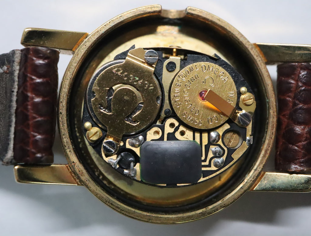 1980 Near MINT/Box OMEGA De Ville 20mm 591.0011 Quartz Gold Dial Women's Vintage