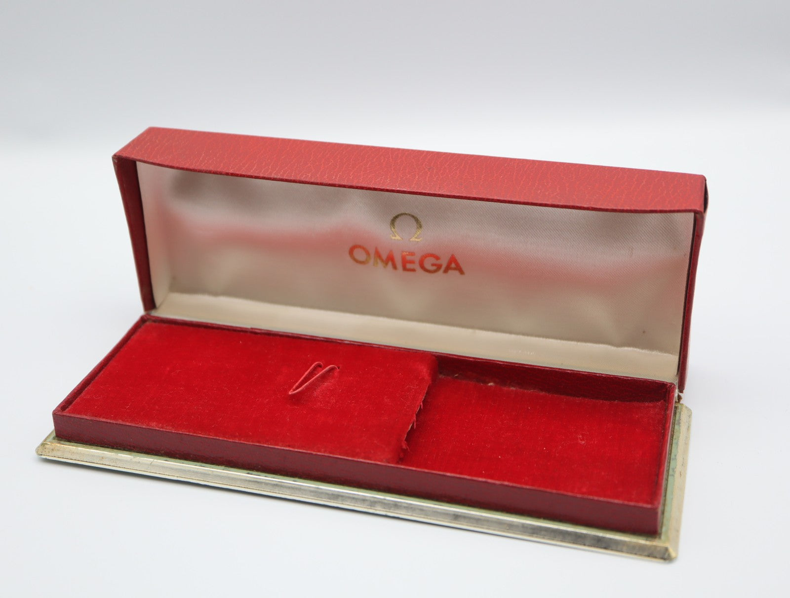Near MINT OMEGA Vintage Red Watch Box Genuine Case Only for Men's JAPAN #2091