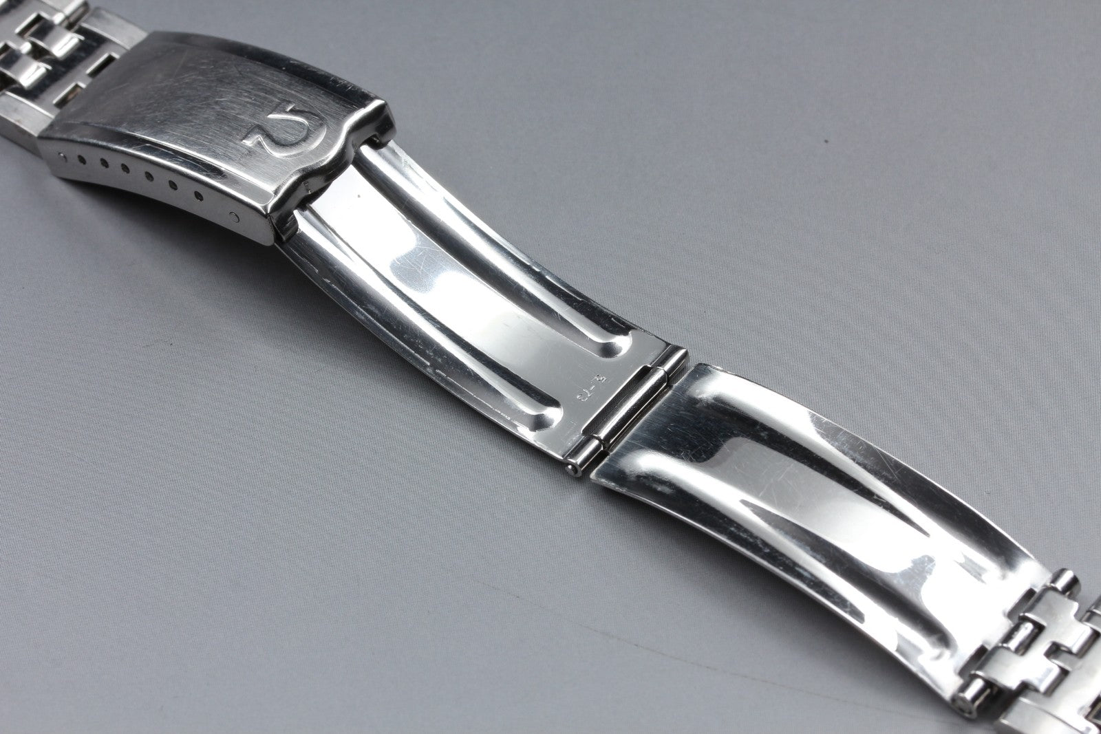 Near MINT OMEGA Genuine Bracelet 19mm FF112 Stainless steel Silver Men's Vintage