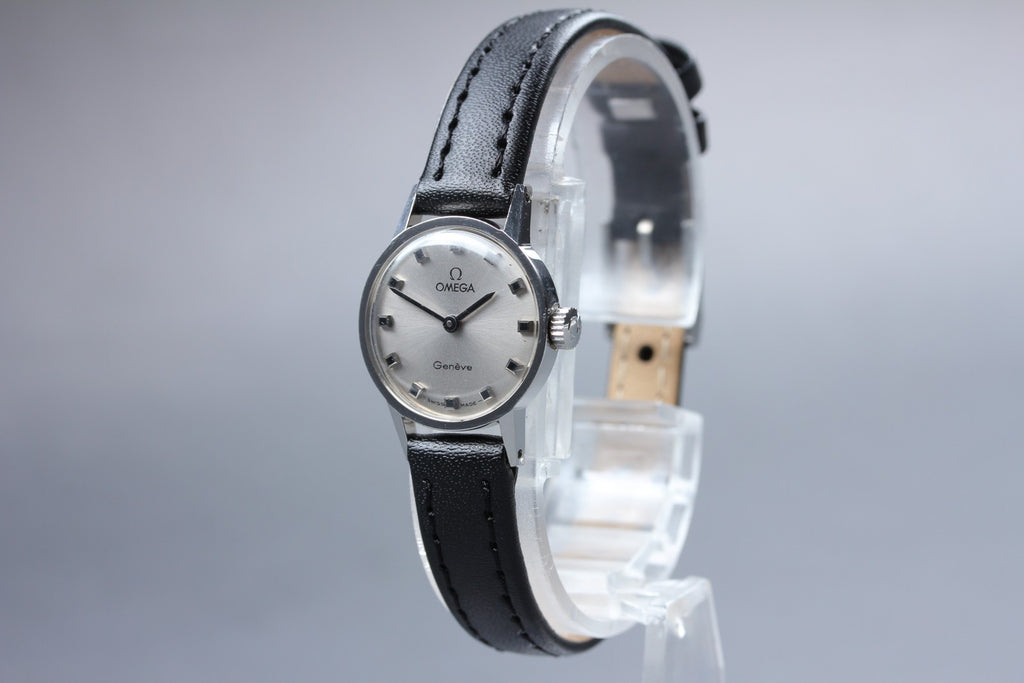 1973 Near MINT OMEGA Geneve 20mm 511.0451  Manual SS Silver Dial Women's Vintage