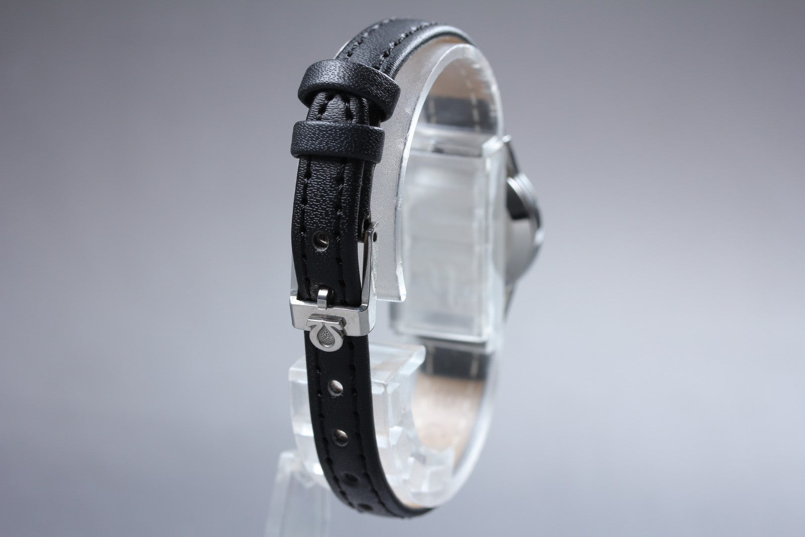 1973 Near MINT OMEGA Geneve 20mm 511.0451  Manual SS Silver Dial Women's Vintage
