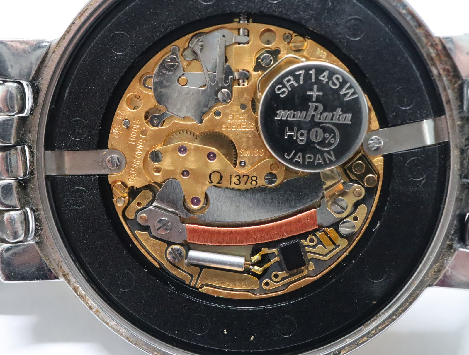 1993 Near MINT OMEGA De Ville 32mm 395.2378 Quartz SS Gold Dial Men's Vintage