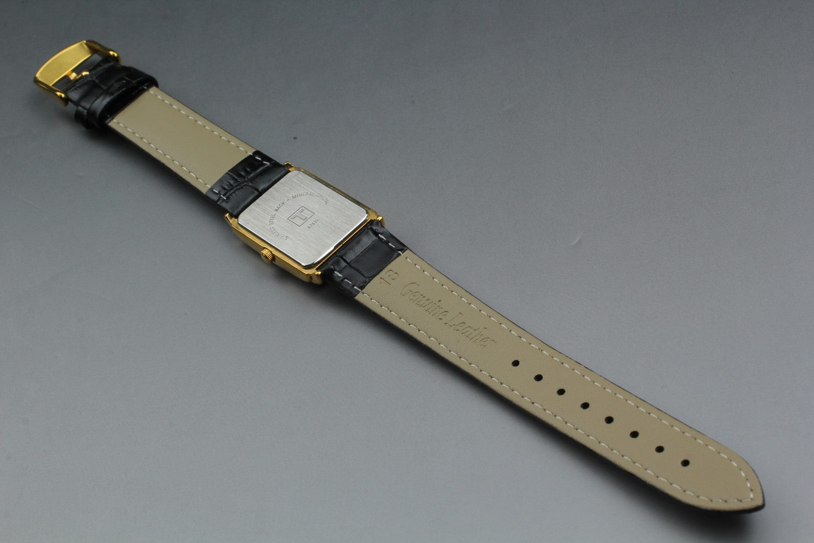 Near MINT Tissot A282K 23mm Small Second Quartz White Roman Dial Tank Unisex