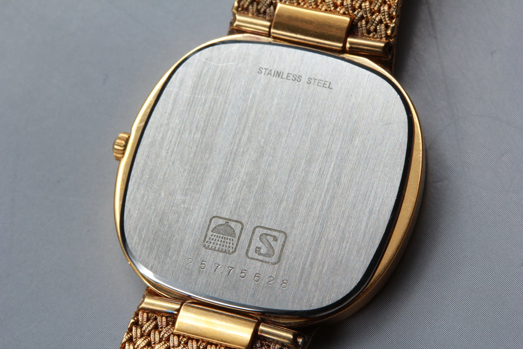 Near MINT LONGINES 150 3344 30mm Quartz Gold Plated Gold Dial Men's Vintage