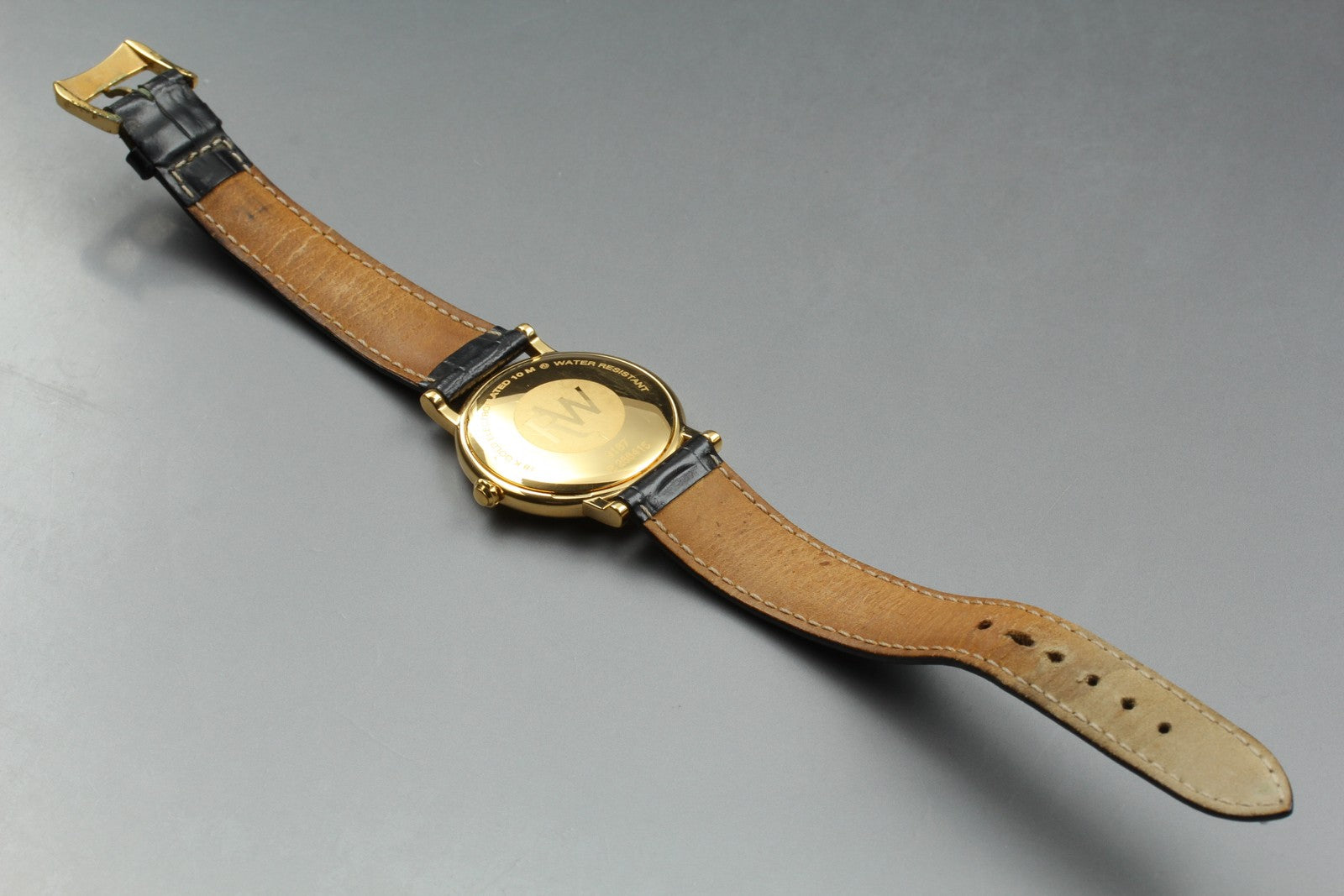 Near MINT Raymond Weil Geneve 9187 33mm Quartz Roman Dial Gold Men's Vintage