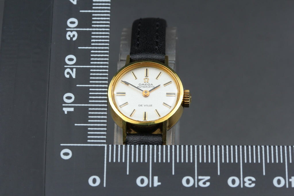 1969 Near MINT OMEGA De Ville 18mm 551.037 Automatic Silver Dial Women's Vintage