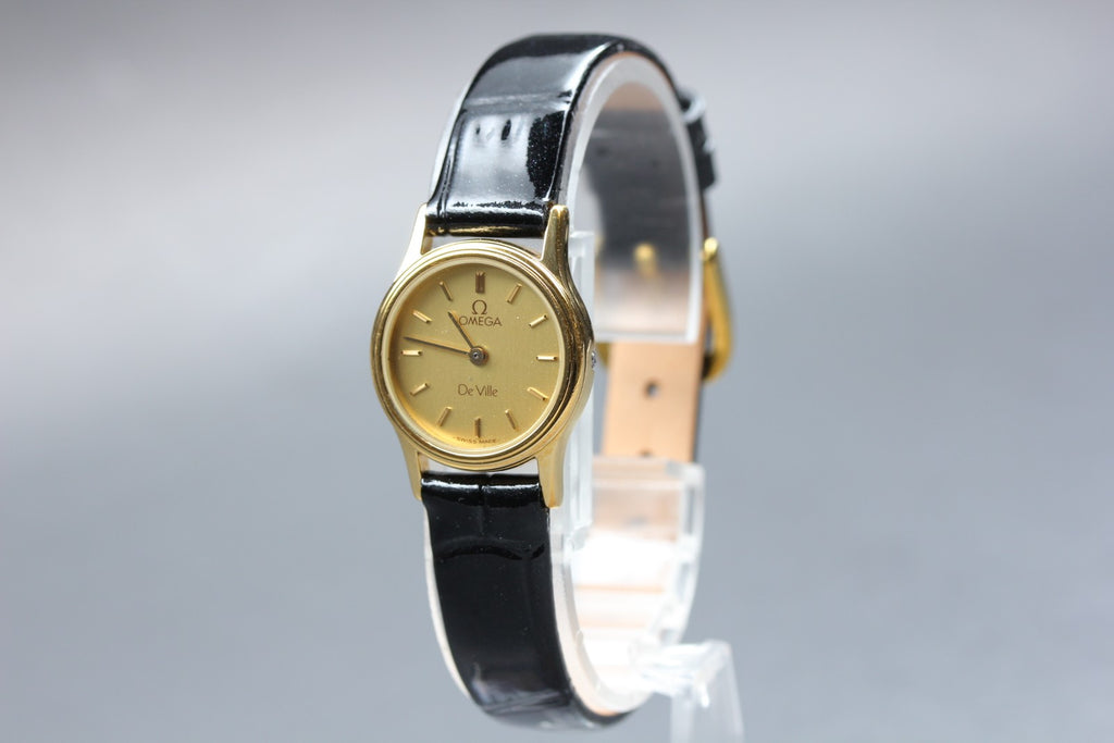 1983 Near MINT OMEGA De Ville 20mm 591.0284 Quartz Gold Dial Women's Vintage
