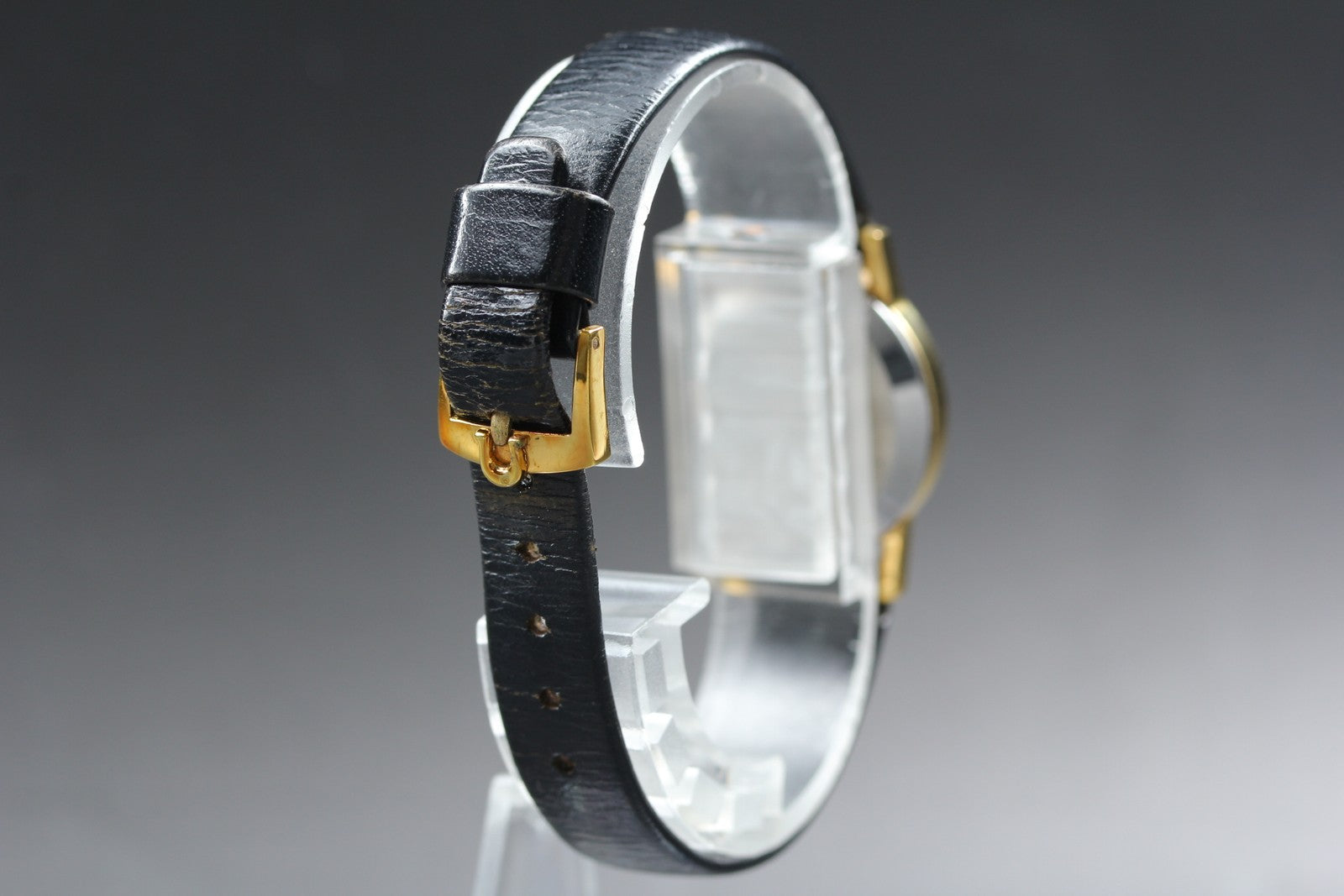 1974 Near MINT/Box OMEGA Geneve 21mm 511.0411 Manual Gold Dial Women's Vintage