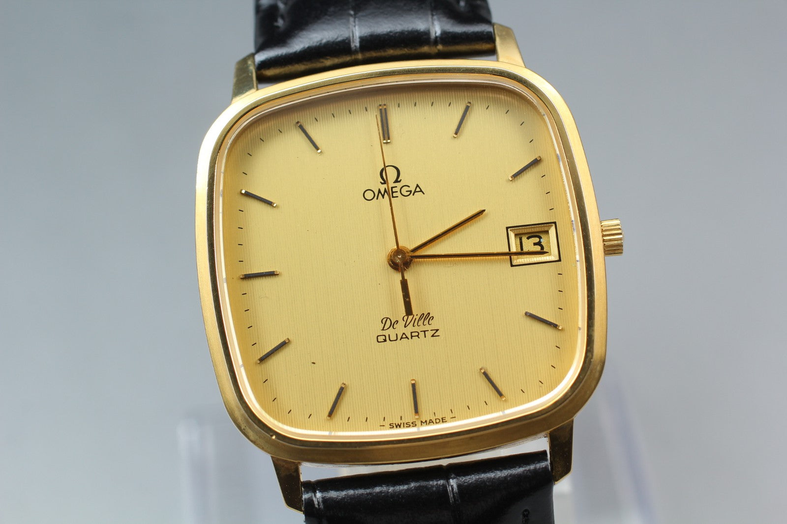 1980 MINT OMEGA De Ville 33mm 192.0049 Quartz Cal.1332 Gold Dial Men's Vintage
