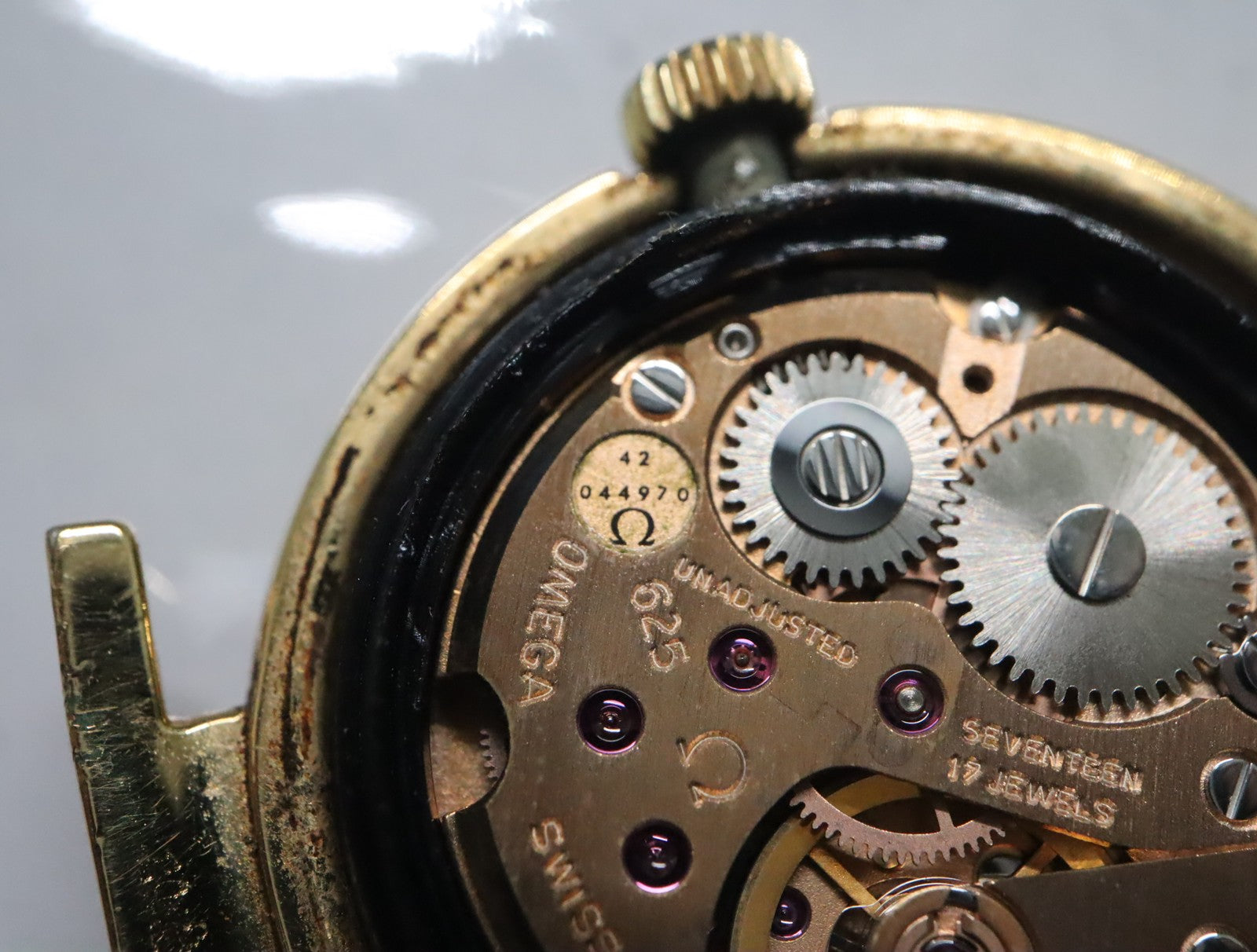1979 Near MINT OMEGA De Ville 25mm 511.0557 Manual Gold Dial Women's Vintage