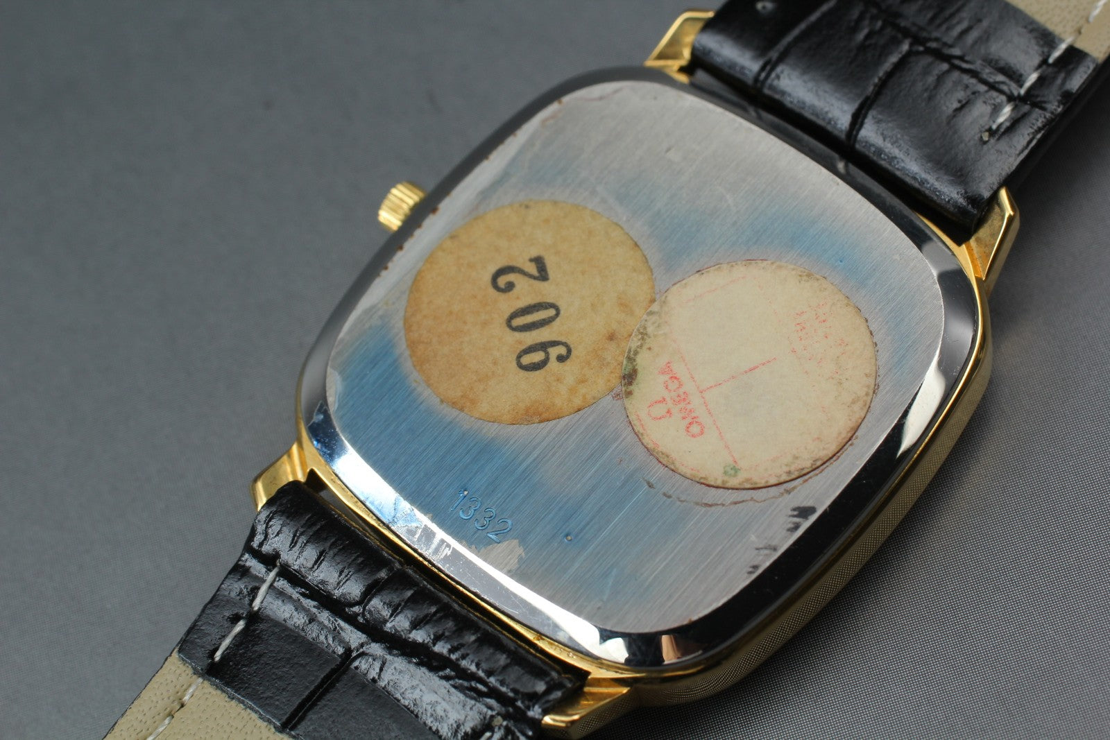 1980 MINT OMEGA De Ville 33mm 192.0049 Quartz Cal.1332 Gold Dial Men's Vintage