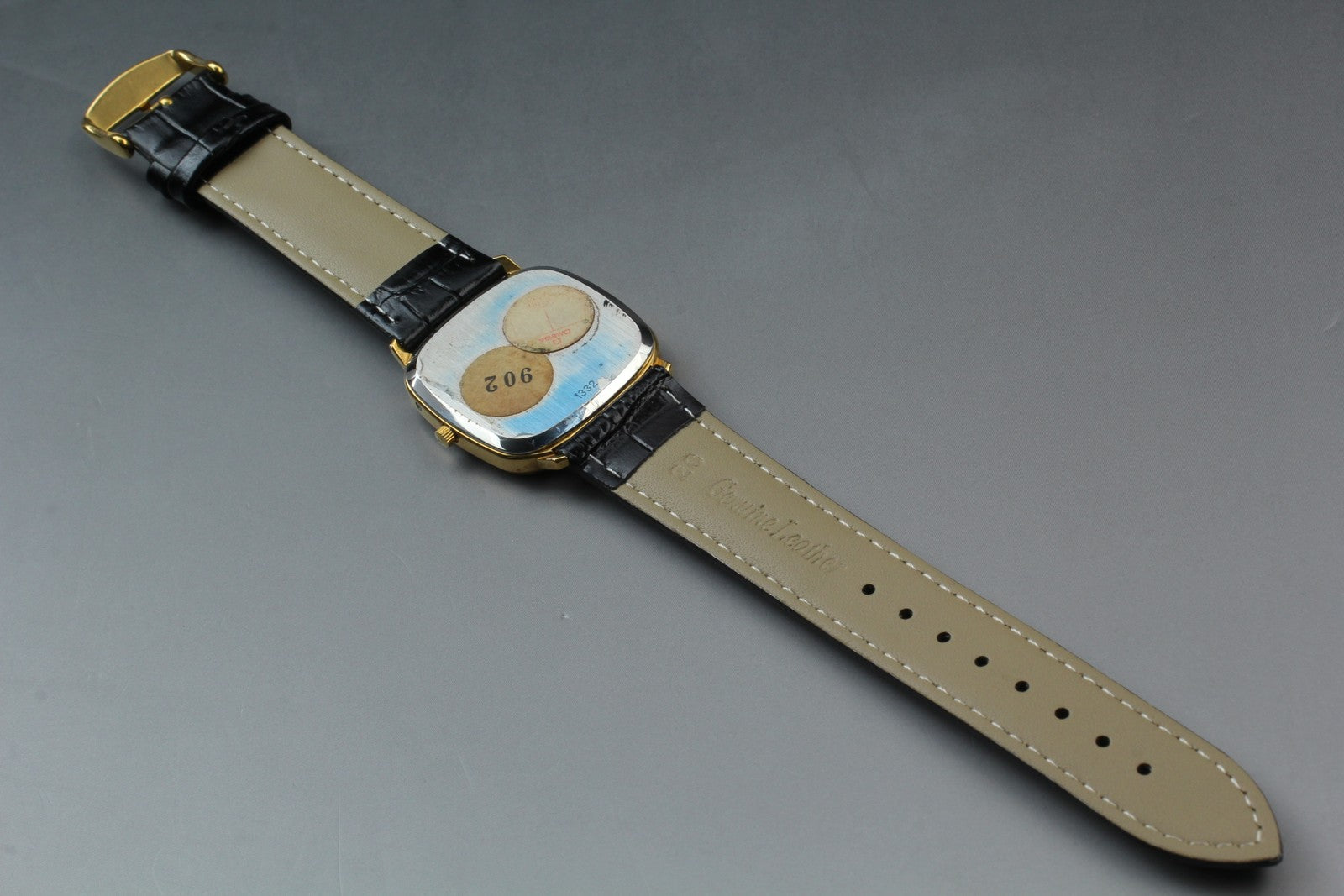 1980 MINT OMEGA De Ville 33mm 192.0049 Quartz Cal.1332 Gold Dial Men's Vintage