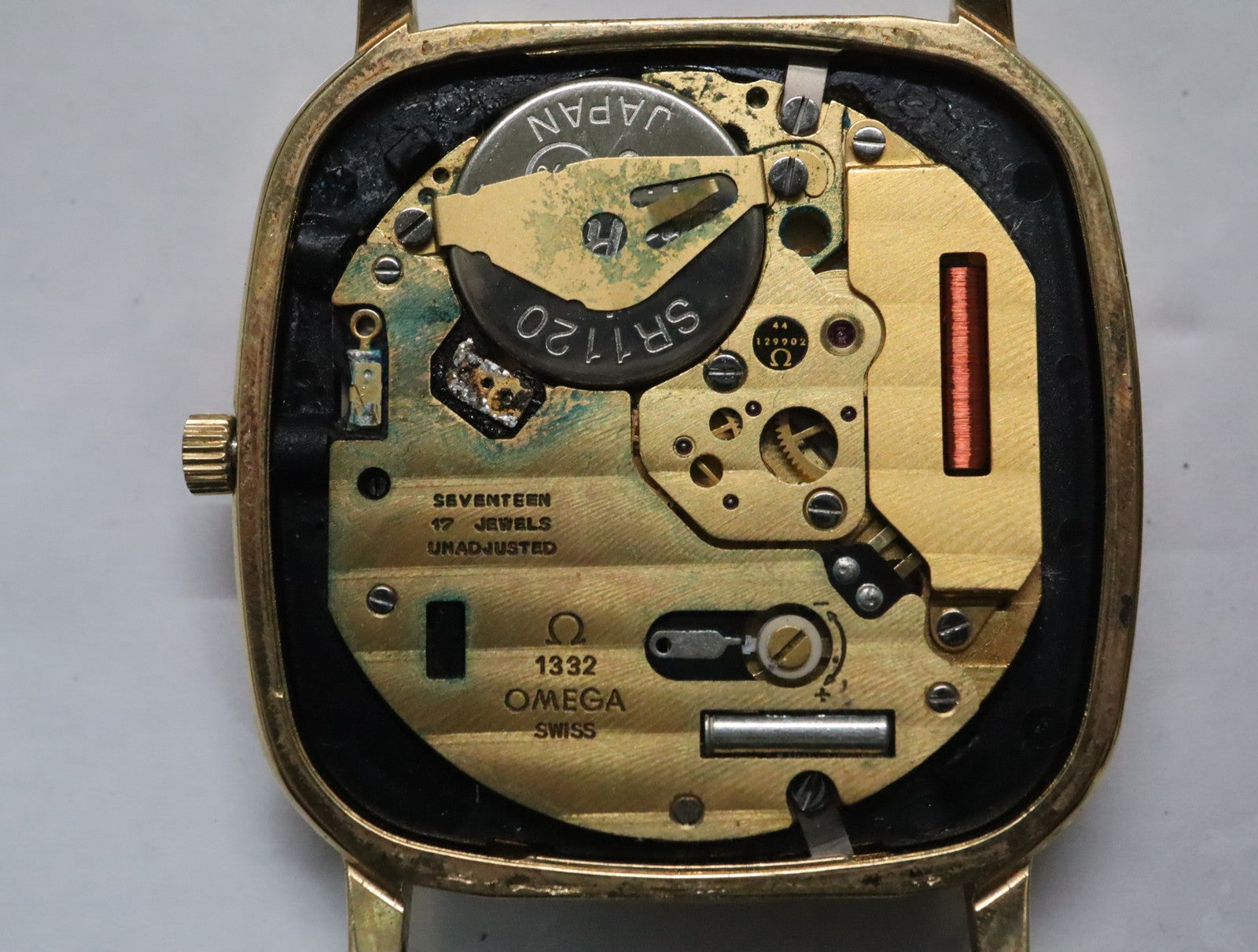 1980 MINT OMEGA De Ville 33mm 192.0049 Quartz Cal.1332 Gold Dial Men's Vintage