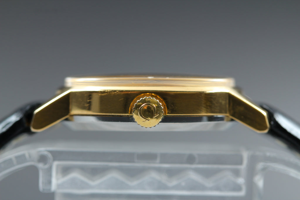 1979 Near MINT OMEGA De Ville 21mm 511.0509 Manual Gold Dial Women's Vintage