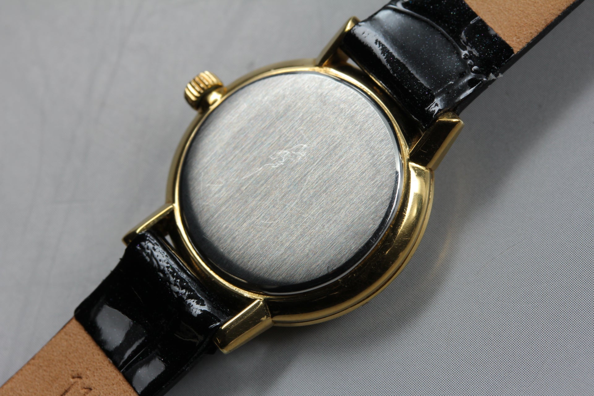 1972 Near MINT OMEGA Geneve 23mm 511.457 Manual Wind Gold Dial Women's Vintage
