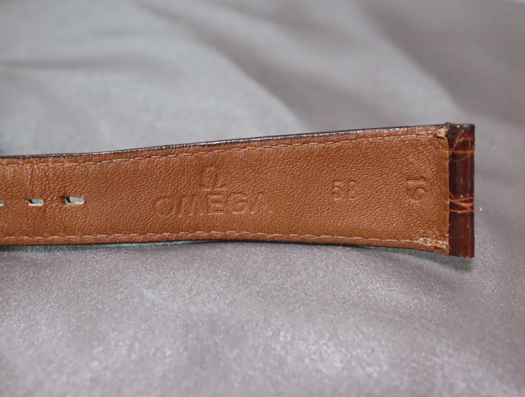 Near MINT OMEGA Vintage Genuine Brown Leather Strap 19mm Band Gold Buckle Men's